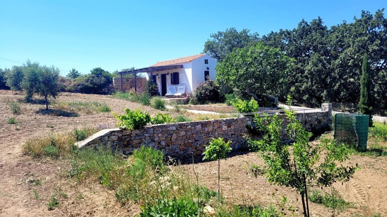 The Pigeon House * Potamos (Kythira)